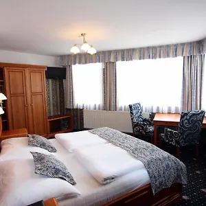 3* Otel Old