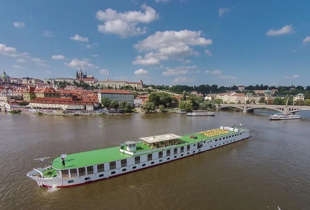 *** Bådhotel Florentina Boat Prag Tjekkiet