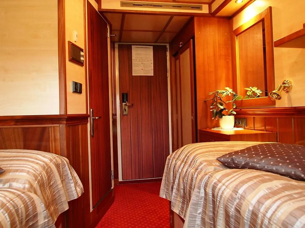 Florentina Boat Prag Bådhotel